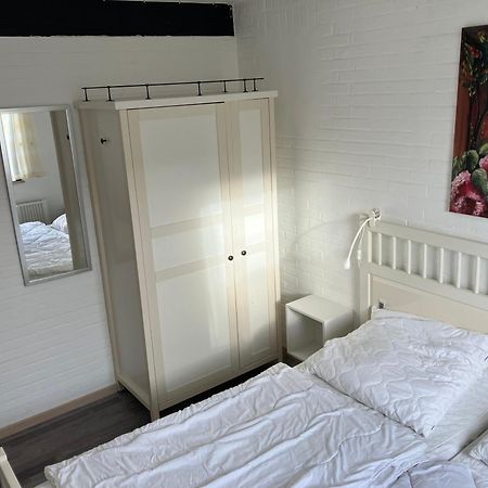 Schoenes Ferienhaus In Tossens Mit Schoenem Garten Butjadingen Eksteriør bilde
